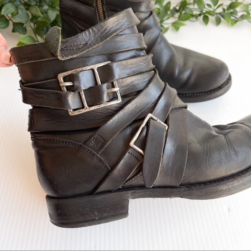 Frye | Veronica Black Strappy Boots Leather - Picture 5 of 11